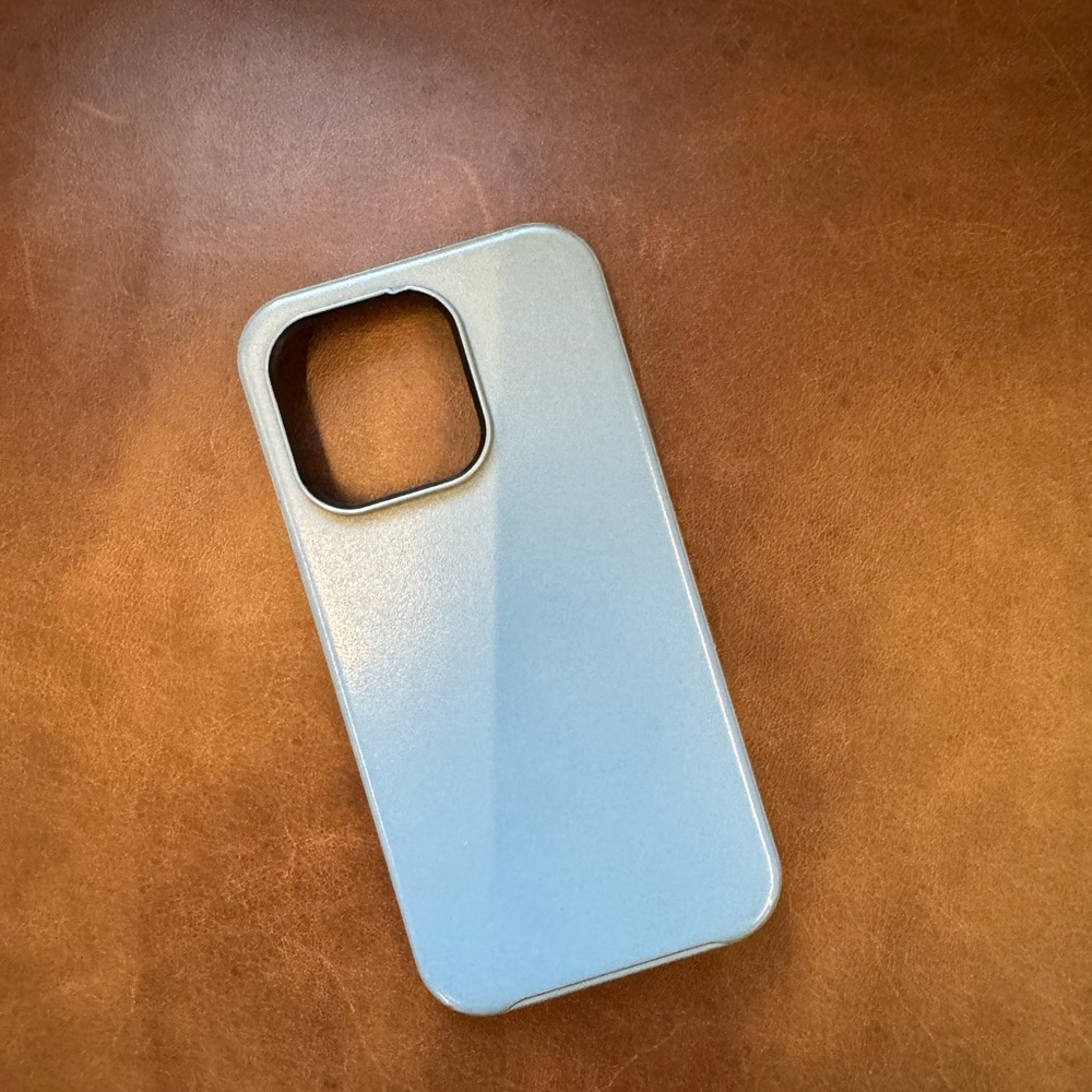 OtterBox Symmetry Series+ for MagSafe Hard Shell for iPhone 14 Pro